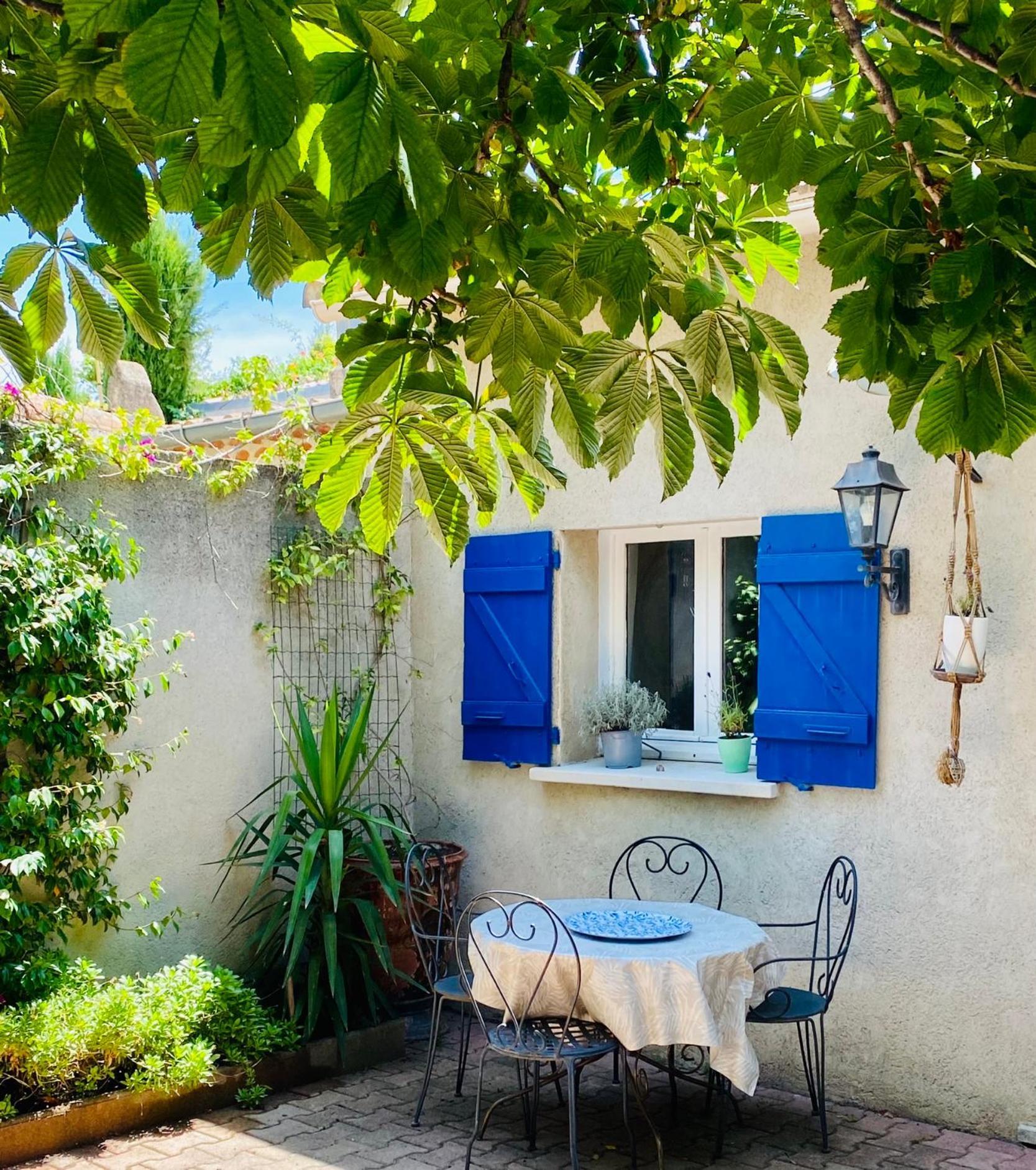 La capucinette à l’ombre du marronnier Maussane les Alpilles Exterior foto