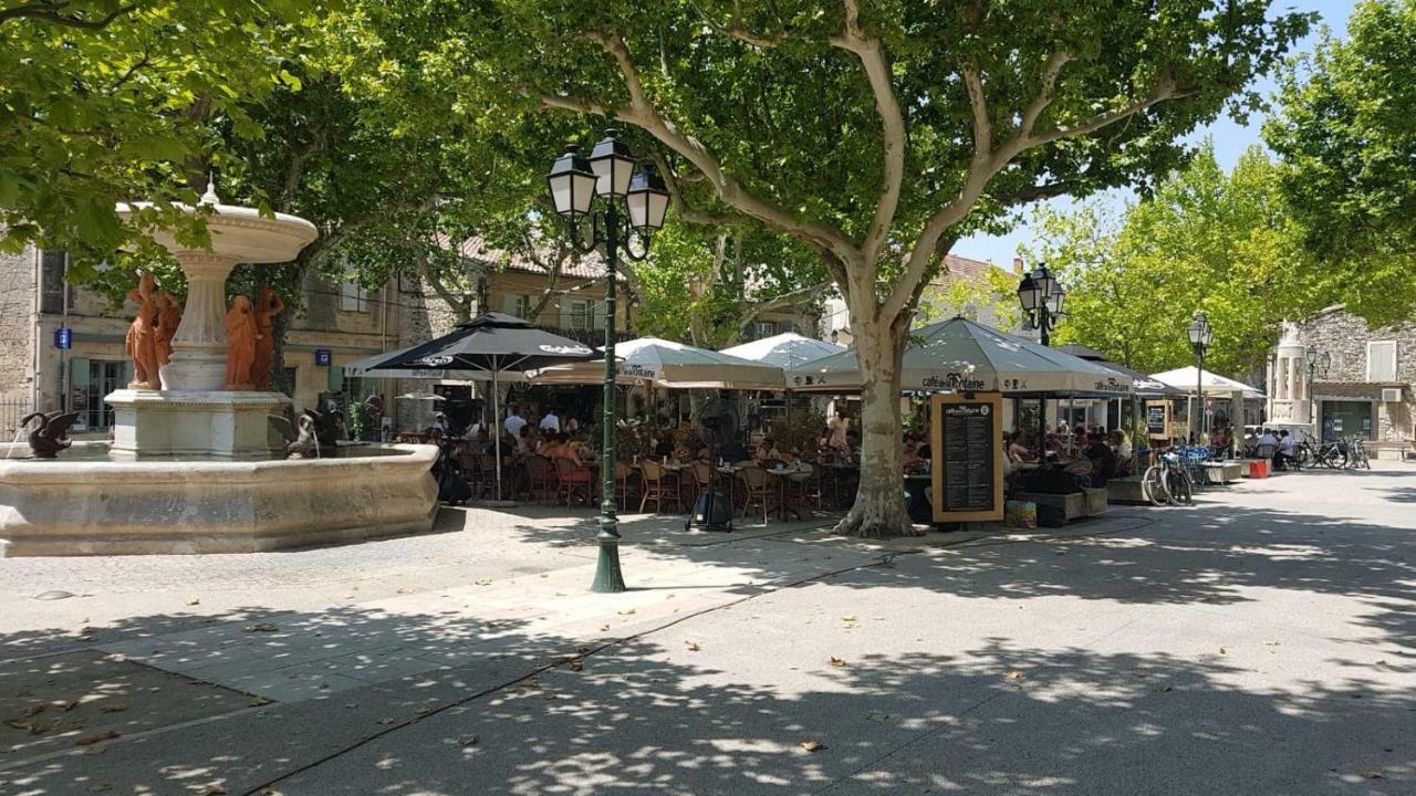 La capucinette à l’ombre du marronnier Maussane les Alpilles Exterior foto
